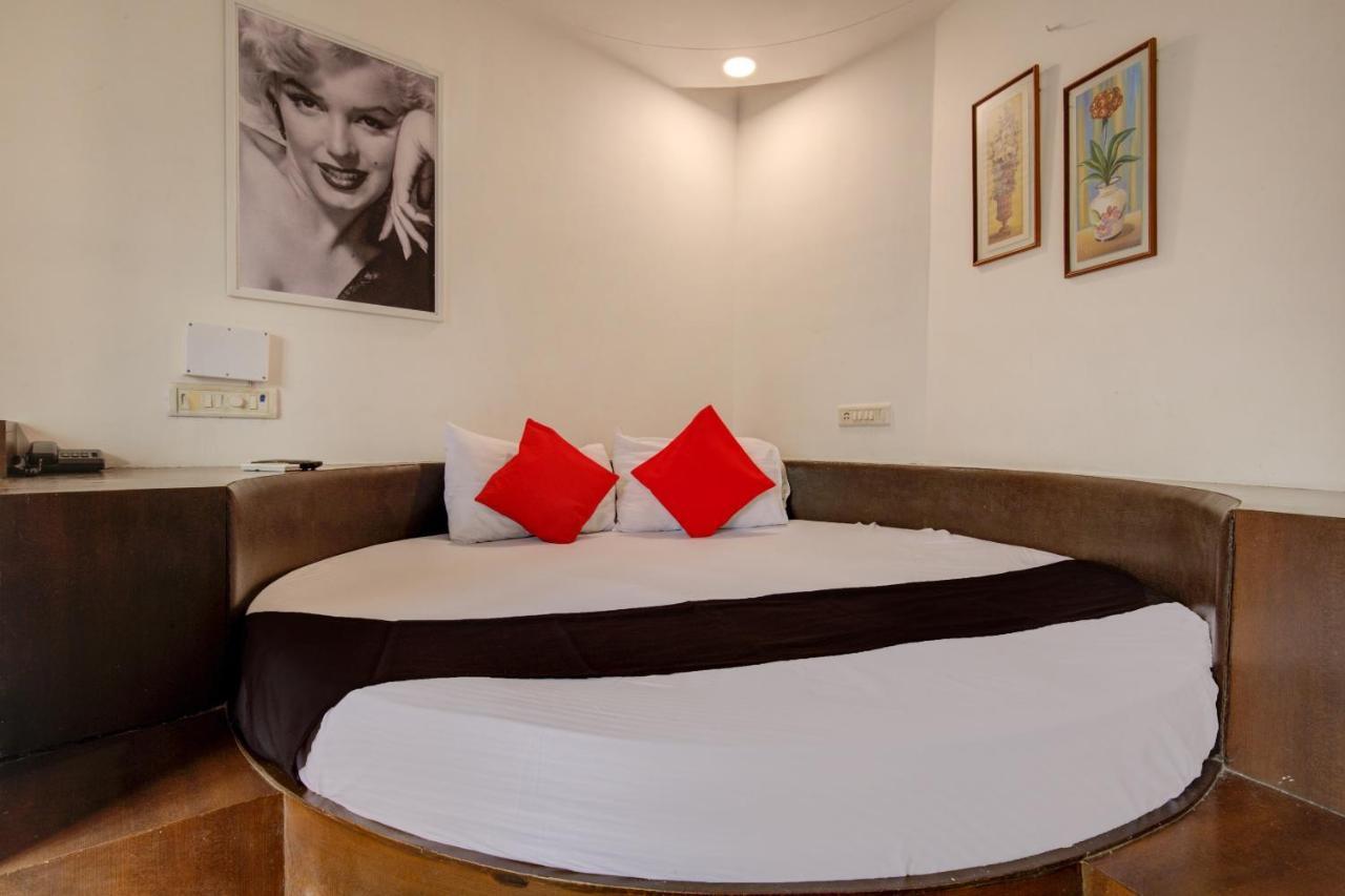 Capital O 77295 Hotel Bansidhar Bhuvan Mumbai Luaran gambar