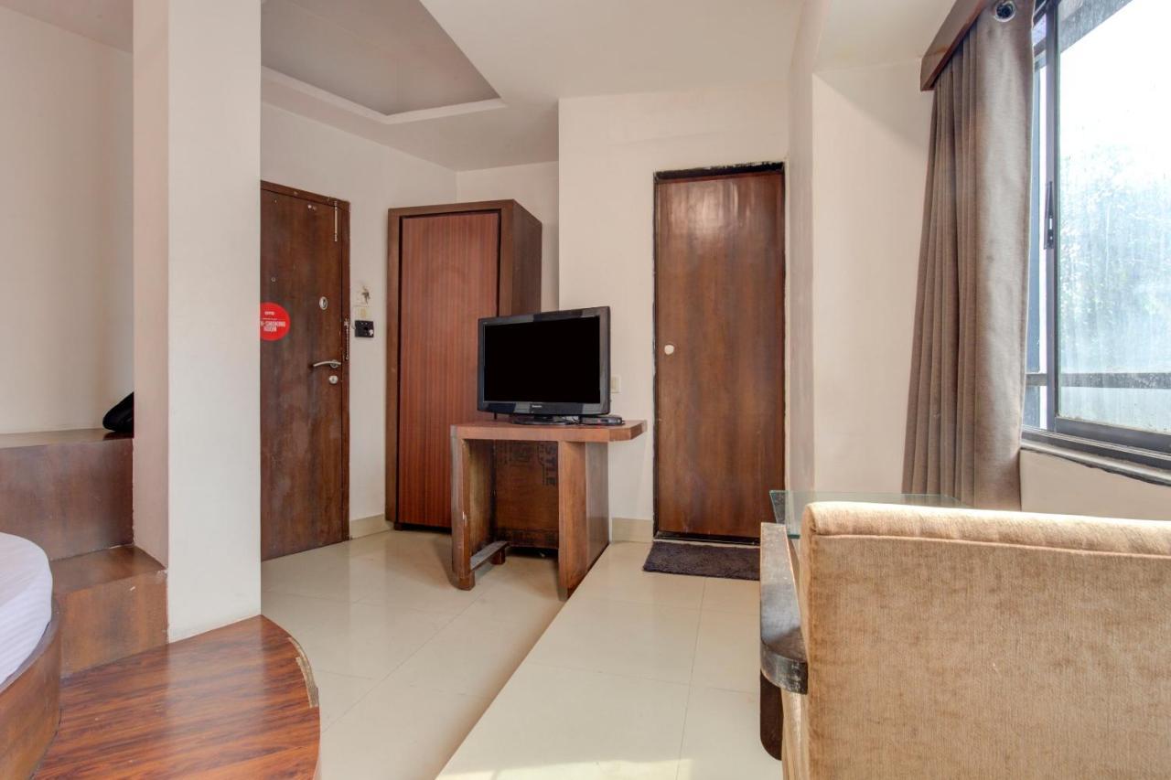 Capital O 77295 Hotel Bansidhar Bhuvan Mumbai Luaran gambar